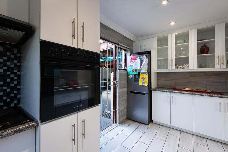To Let 3 Bedroom Property for Rent in Northpine Western Cape